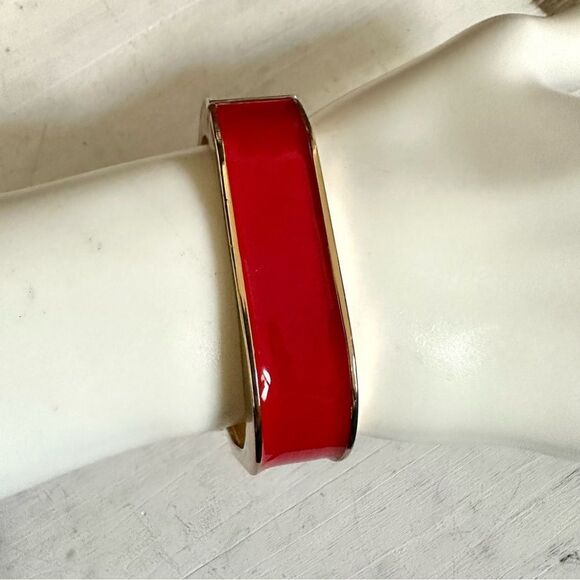 Amrita Singh red enamel square bracelet - Picture 2 of 9